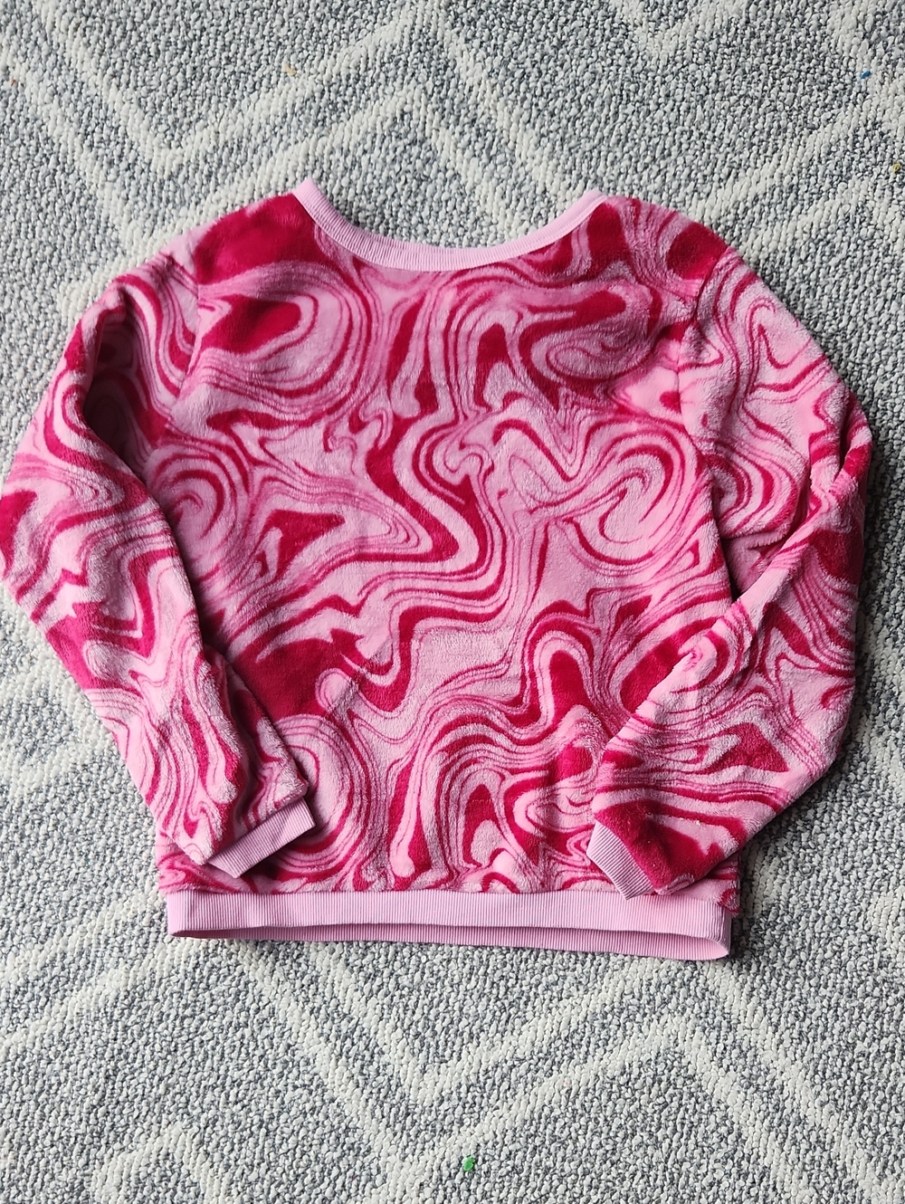 H&M Pink Swirl Crewneck Sweater